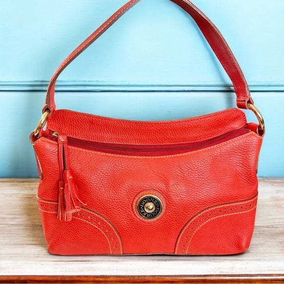 Dooney & Bourke Vintage Y2K Red Pebbled Leather Round Logo Zipper Shoulder Bag - Picture 16 of 16